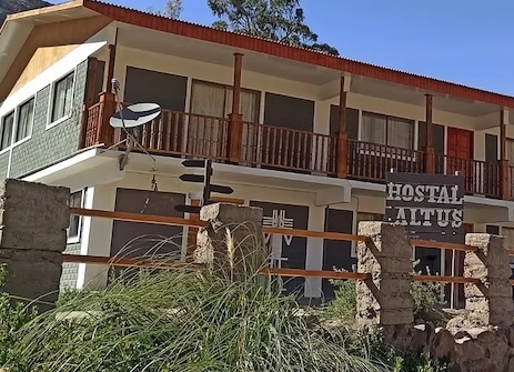 Hostal Altus